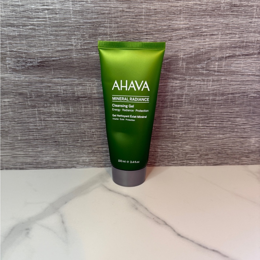 AHAVA Mineral Radiance Cleansing Gel